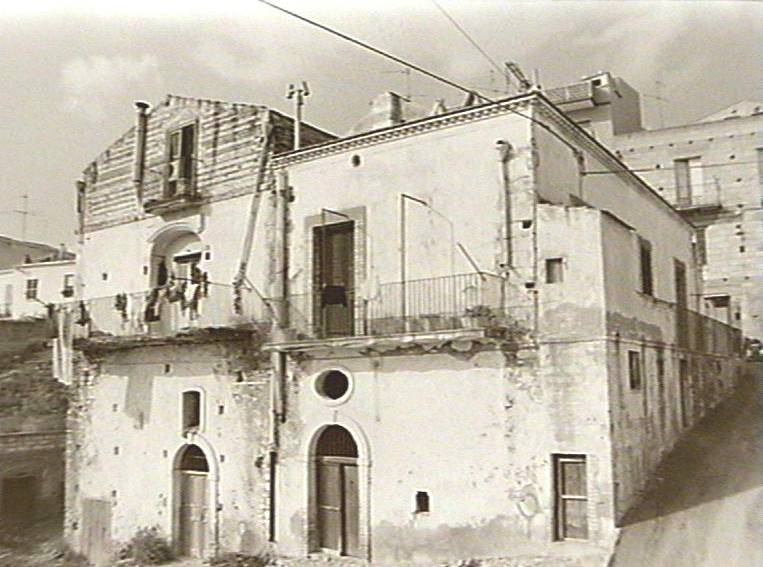  A casa sui� a Grassano 