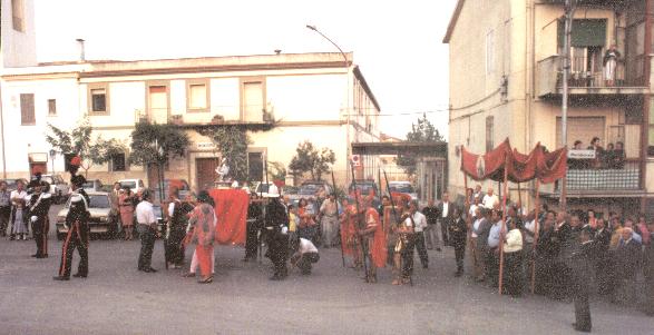  Sand' 'Nucenz' e a processione nand' u cumend' 