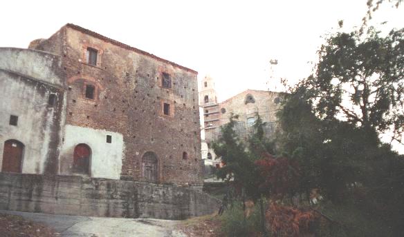  Chiesa Madre, ben' descritt' da Carlo LEVI, - Cristo si � fermato a Eboli -