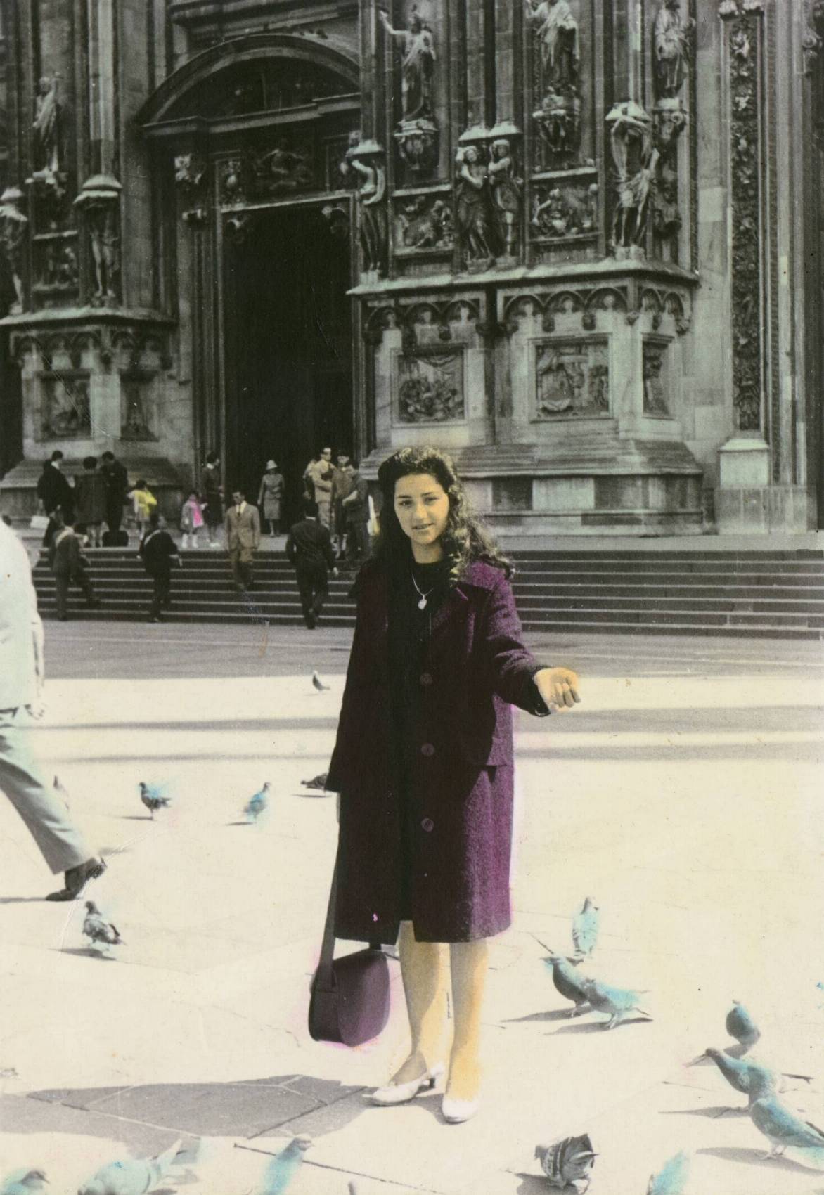 Giuseppina_GIACOIA_viaggio_di_nozze_MILANO_1961.jpg